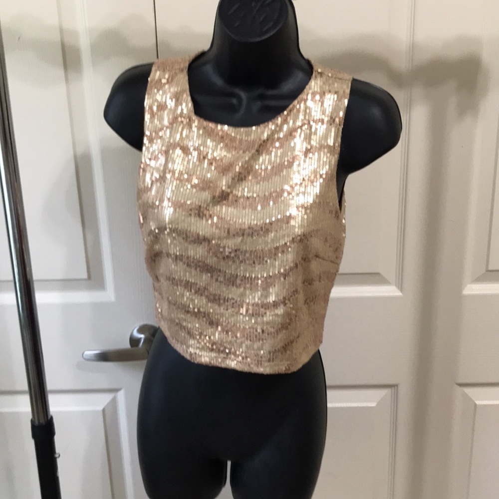 Gold Tank - Picture 2 of 3